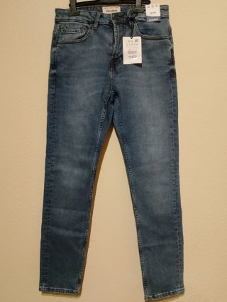 Pantalón vaquero largo slim