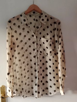 Camisa Stradivarius Lunares Talla M