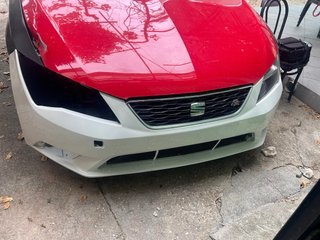 Paragolpes delantero Seat León FR sin rejilla