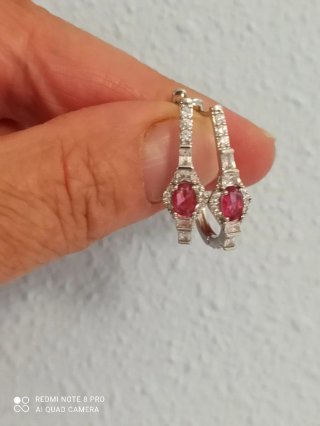 Aretes Baño de Plata con Piedras Rojas
