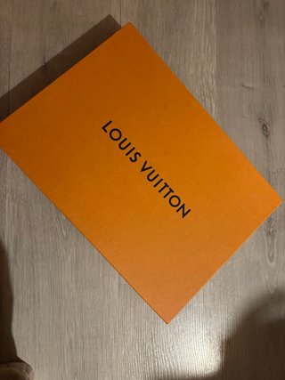 Caja original Louis Vuitton