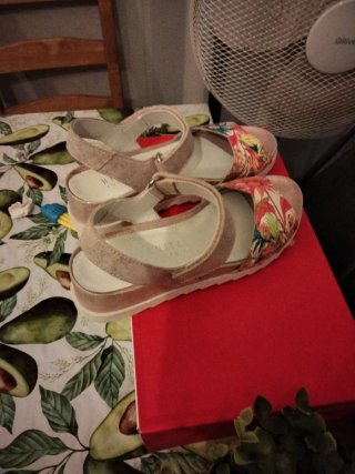 Sandalias Hispanitas Estampadas