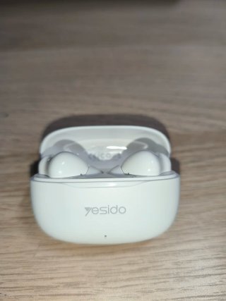 Auriculares Inalámbricos Yesido Blancos