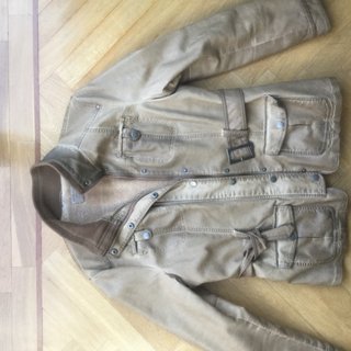 Cazadora de cuero forrada beige
