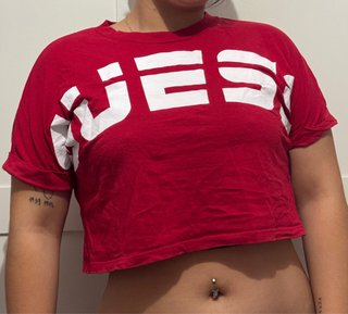 Camiseta corta Guess roja