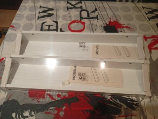 2 Baldas Ikea Mosslanda Blancas 55 centímetros