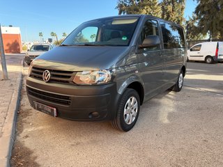 Volkswagen Caravelle 2013
