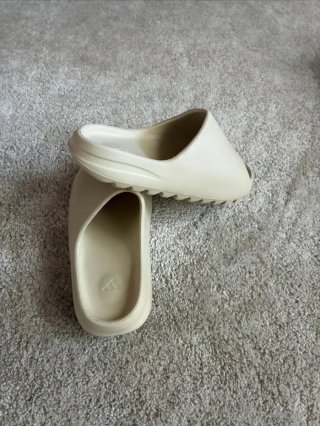 Chanclas Yeezy Slides Beige