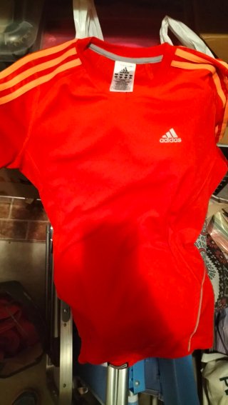 Camiseta Adidas Roja