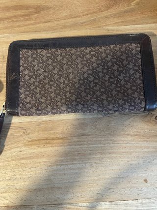 Monedero DKNY Marrón