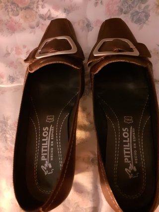 Zapatos Pitillos de Piel Marrón Talla 37