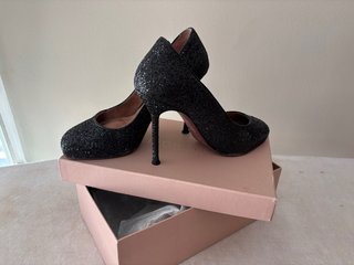Zapatos de tacón uterque negros