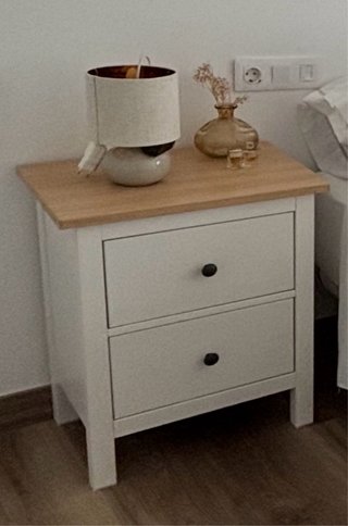 2 Mesitas de noche ikea