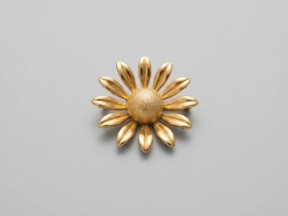 Spilla vintage a forma di fiore