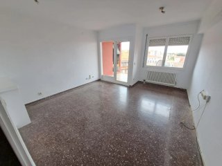 Piso 95m², 5 habitaciones,aseo, baño en L'Eixample