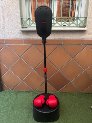 Kit de Boxeo/ punching ball con soporte y guantes