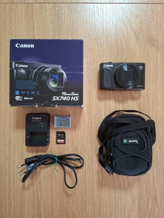Canon PowerShot SX740 HS