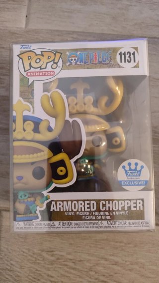 Funko Pop Armored Chopper One Piece 1131 con funda