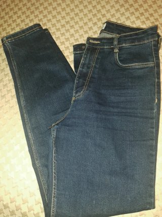Pantalón vaquero Zara talla 40