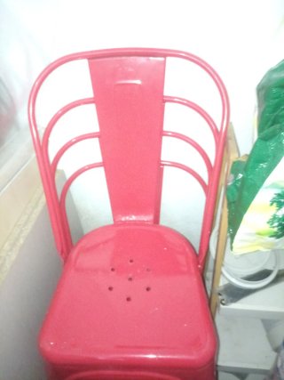 Sillas Metálicas Rojas