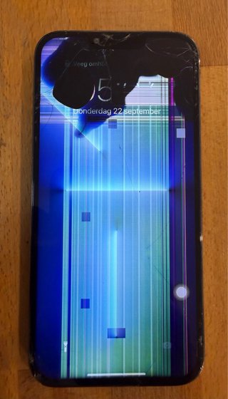 iPhone 13 Pro Max rotto