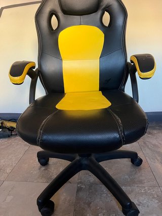 Silla Gaming Ergonómica Negra y Amarilla