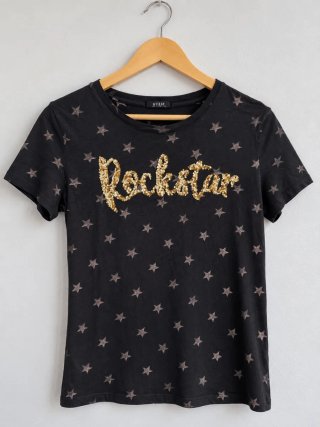 Camiseta Guess Negra con Estampado