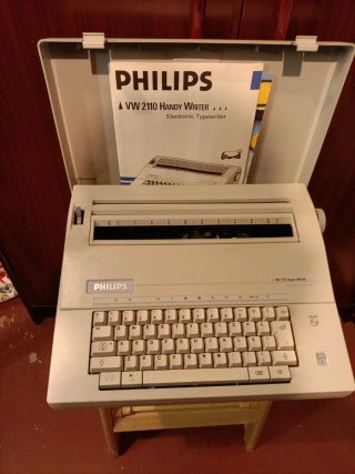 Máquina de Escribir Electrónica Philips VW 2110