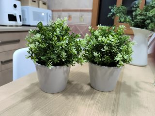 2 Macetas IKEA con Planta Artificial
