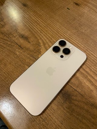 iPhone 16 Pro rosado