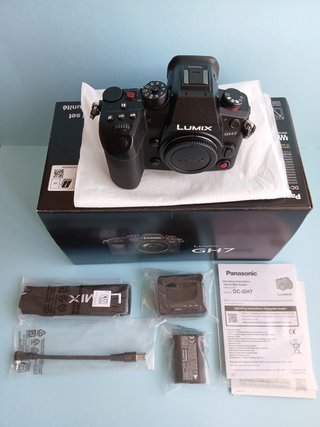 Panasonic Lumix GH7 (cuerpo) - Como a estrenar