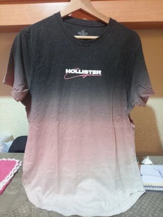 Camiseta Hollister Negra Difuminada Talla L