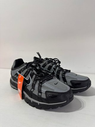 Zapatillas Nike Negras y Grises
