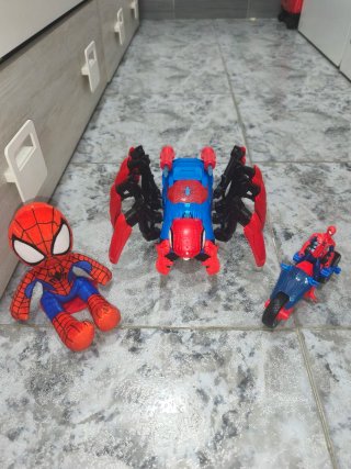 Set de 3 Juguetes de Spiderman