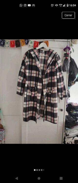 Abrigo chaqueta capucha cuadros rayas mujer
