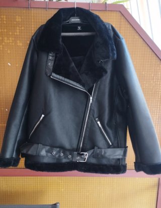 Chaqueta de Cuero Negra