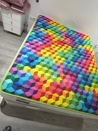 Colchón de 150cm con Estampado Geométrico