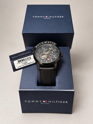 Reloj Tommy Hilfiger Automátic (NUEVO)