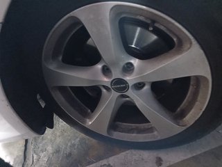 4 Llantas Borbet 17 con Neumáticos 235/45 R17