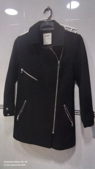 Abrigo ONLY Negro Talla S