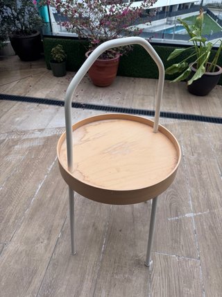 Mesa auxiliar redonda IKEA