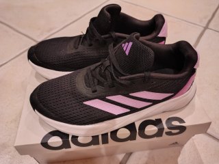 Playeras Adidas Duramo sl Niña talla 36