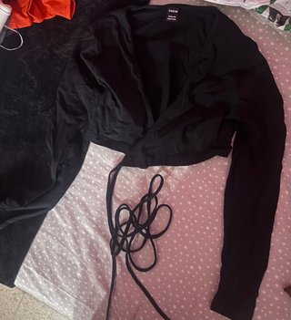 Top cruzado negro Shein talla XS