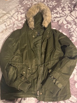 Parka Zara Verde con Forro Extraíble