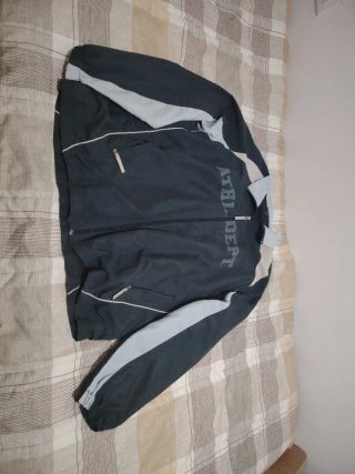 Cortavientos Deportivo Negro y Gris Recoger Moncl