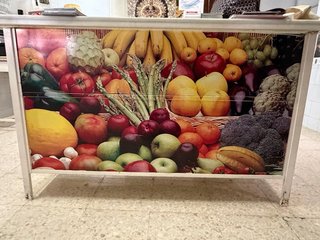 Mostrador con Estampado de Frutas