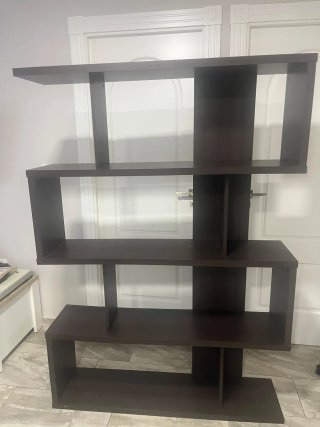Estantería de madera diseño moderno