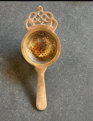 Antiguo Colador de Té