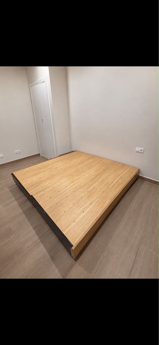 Cama King Size 250x200 con Colchón y Espejo