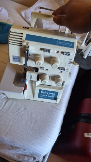 Remalladora Baby Lock Pro Line